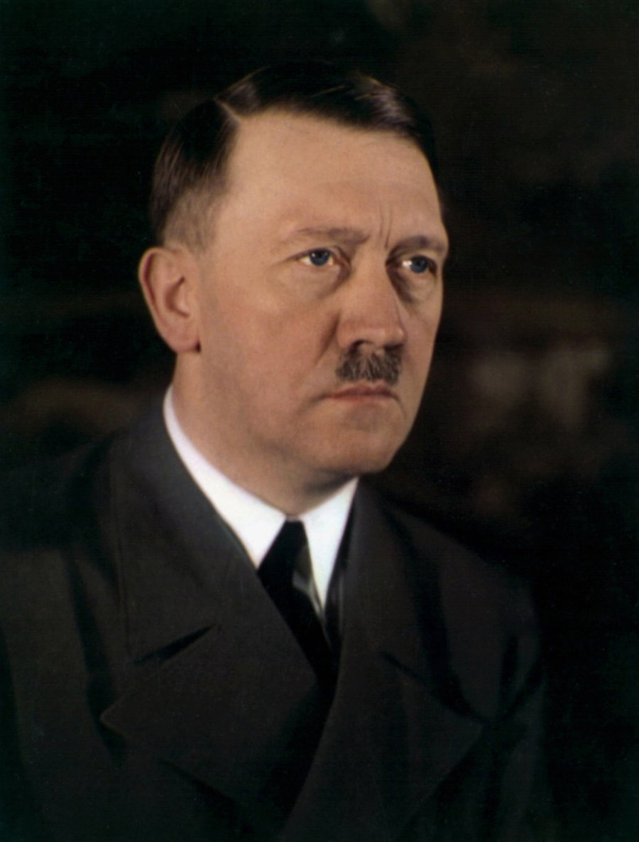 Did hitler have blue eyes with blue
